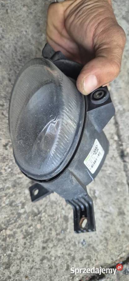 halogen lewy 8e0941699c audi a4b7ramkakploryg osobowe Bełchatów
