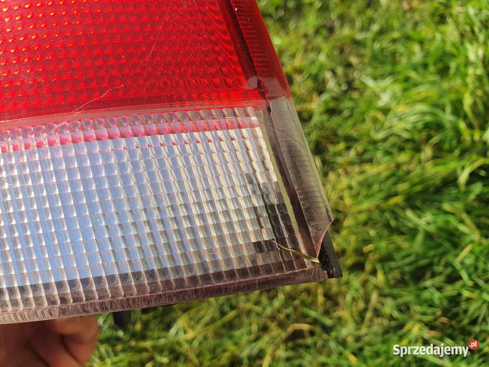 Lampa tylna prawa Suzuki Swift III 9603