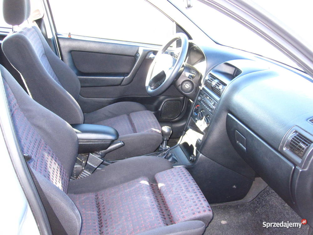 Opel Astra G Kombi 20DI 82 99r Marki