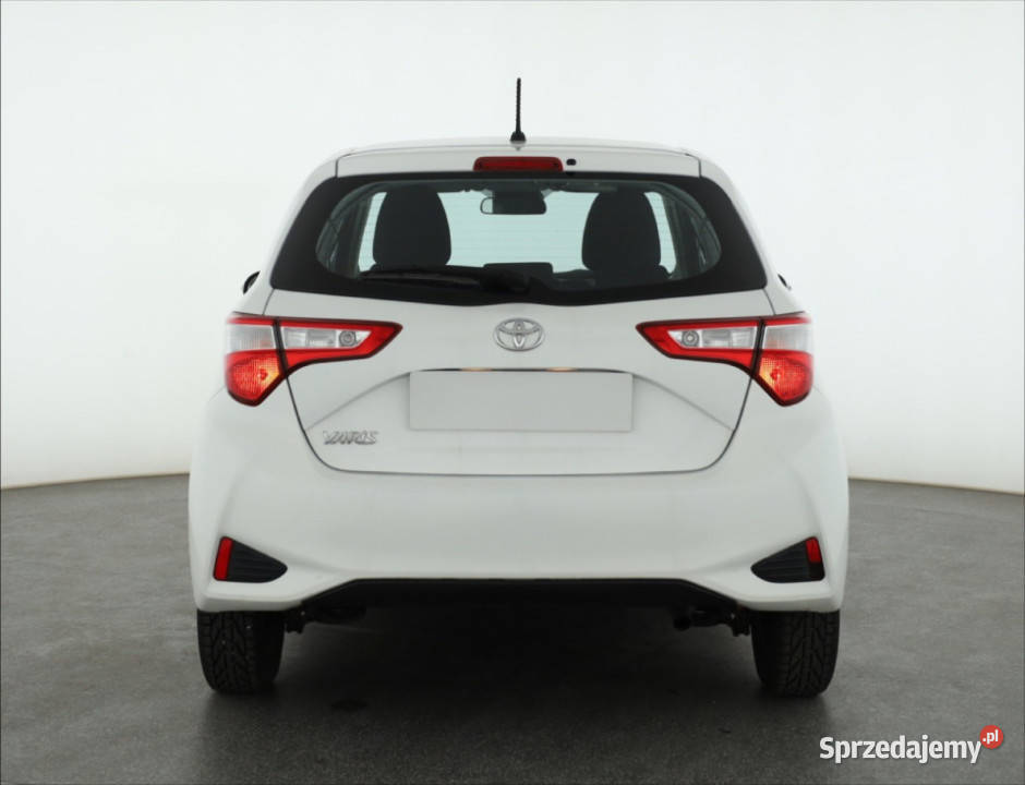 Toyota Yaris 15 Dual VVTi wielofunkcyjna kierownica Piaseczno