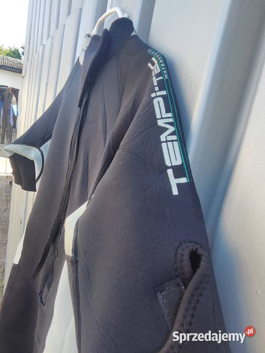 Pianka surfingowa TEMPITec krótka świetny stan Chojnice sprzedam