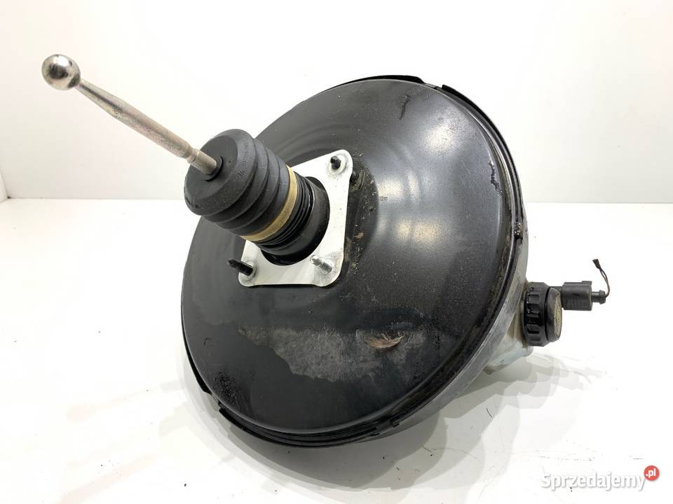 SERWO HAMULCOWE VW PASSAT B7 3C1614105AP Kombi