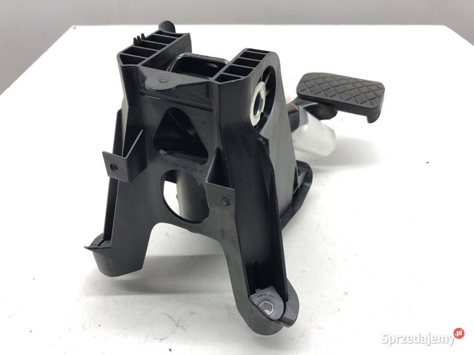 PEDAŁY SKODA OCTAVIA IV 5Q1723058CD 14 204 sprzedam