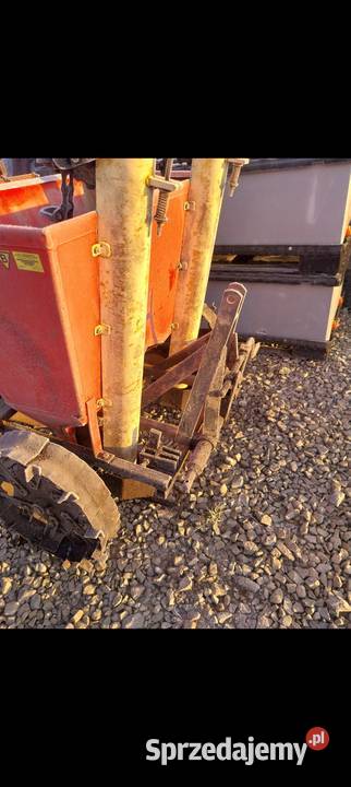 Sadzarka do ziemniaków akpil Siewniki i sadzarki sprzedam