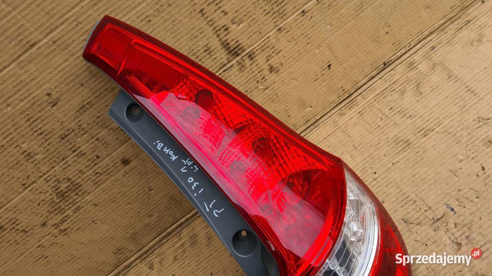 Hyundai I30 cw 1 Lift lampa tył tylna kombi Legnica