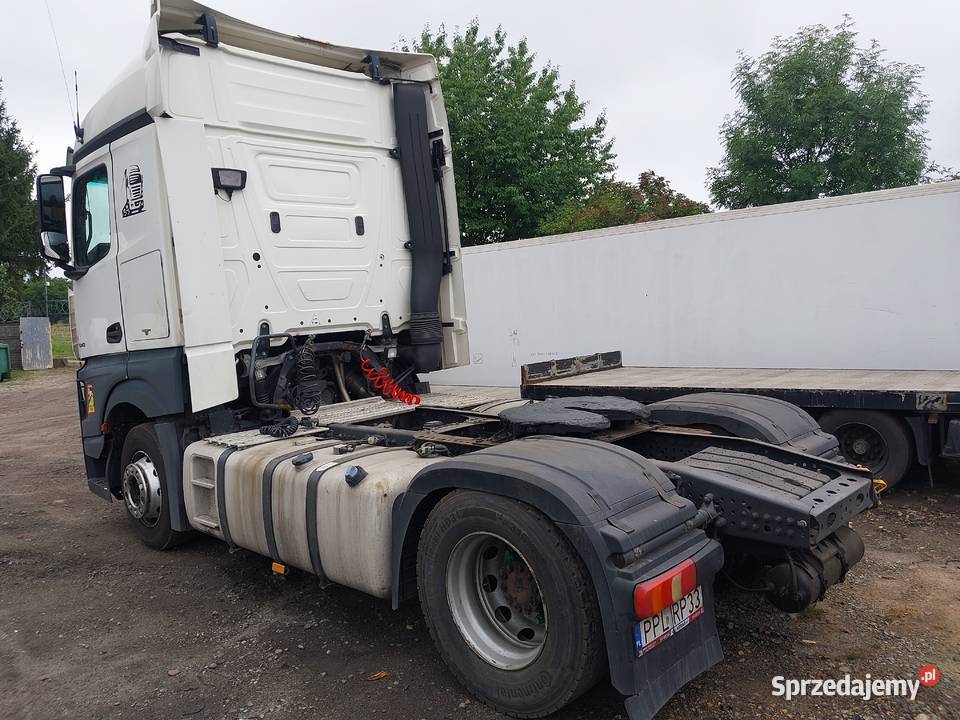 Ciągnik siodłowy Mercedes Actros MP4 1843 euro6 diesel sprzedam