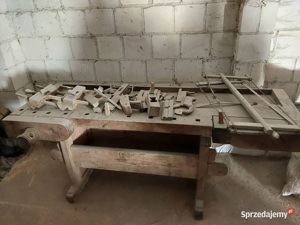 Sprzedam stary stół stolarki Zambrów