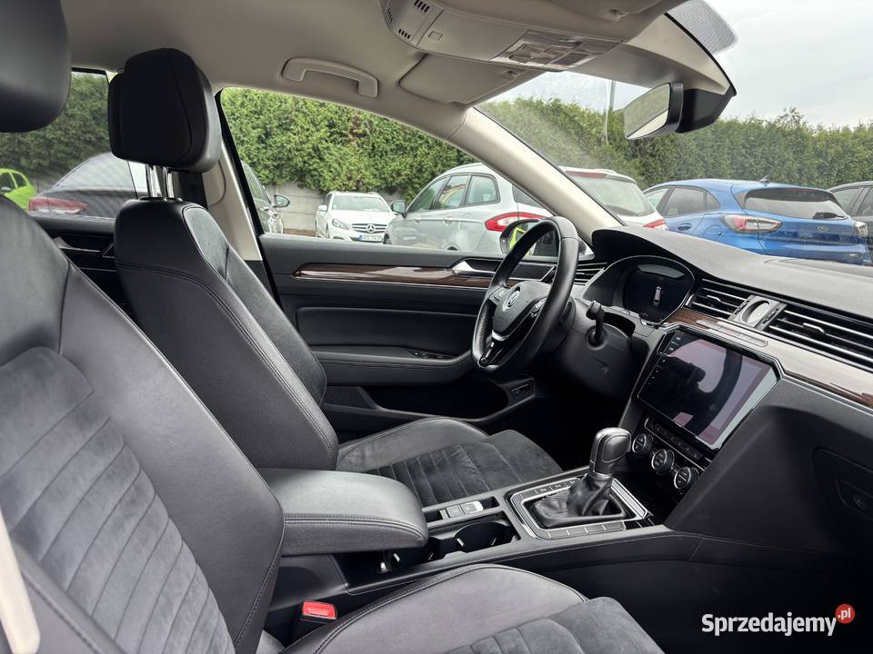 Volkswagen Passat GWARANCJA Rok produkcji 2017 Paniówki