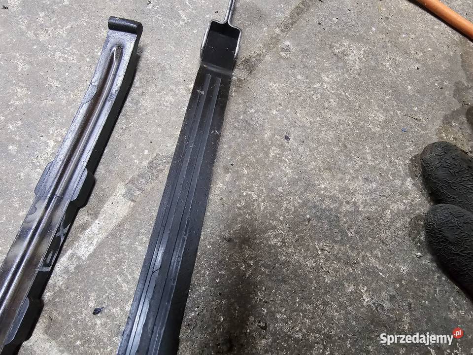 Yamaha SR 125 ślizgi ślizg prowadnica prowadnice Jelenia Góra