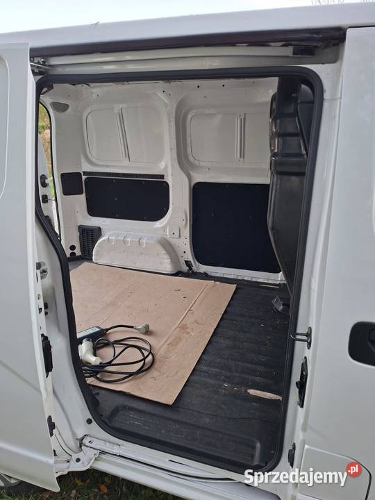 Nissan eNV200 Furgon VAN 2016 100 Elektryk Rok produkcji 2016 Nissan Lipno