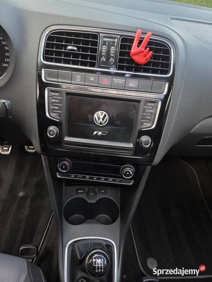 VW POLO 12 TSI RLINE 110 2015R