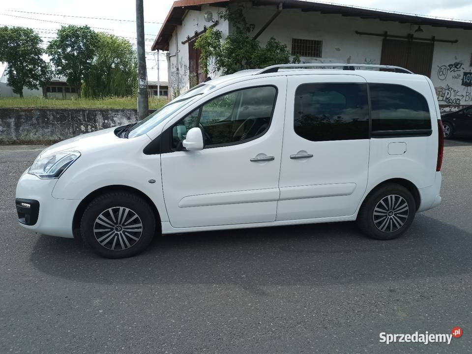 Citroen Berlingo 2016 16 HDi 120 czujnik zmierzchu