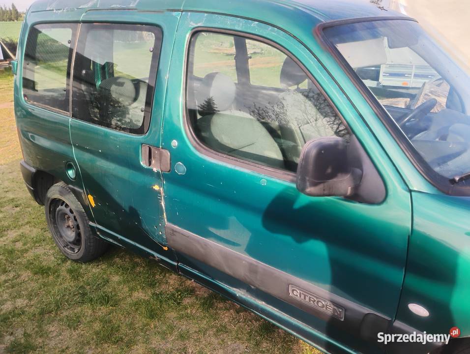 SPRZEDAM CITROEN BERLINGO 2004r 19 D manualna Stanisławowo
