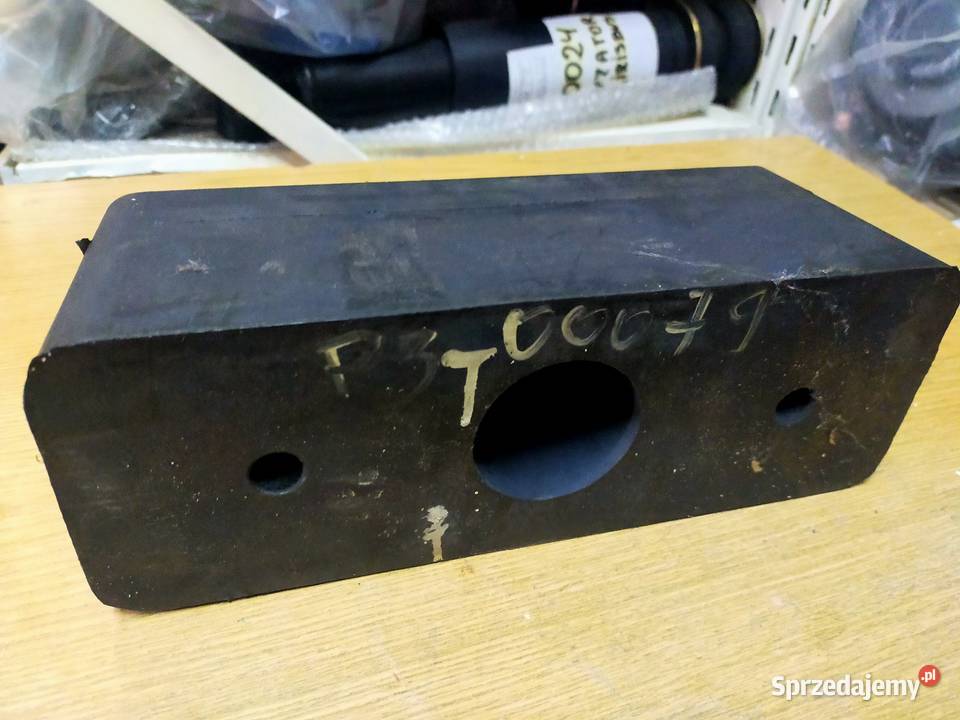 Odbojnik gumowy dojazdowy 255x90x100 dwa otwory
