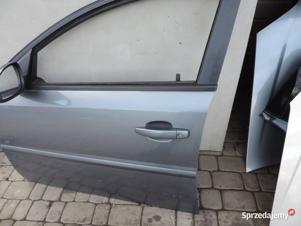 DRZWI LEWY PRZÓD OPEL VECTRA C KOMBI Z155 Rok produkcji 2004 małopolskie Nowy Sącz sprzedam