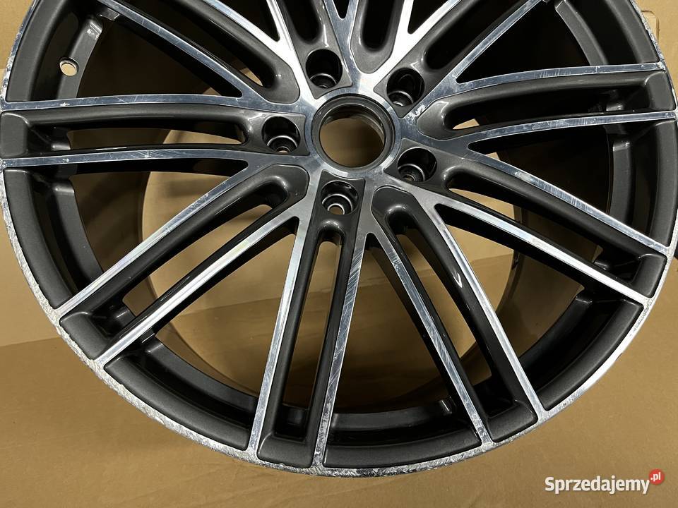Felga Porsche Panamera 971 G2 115Jx21 ET69 5x130 Gostyń