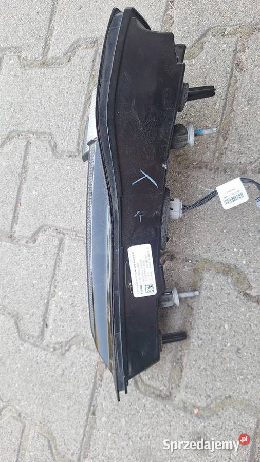 Lampa tylna w klape lewe