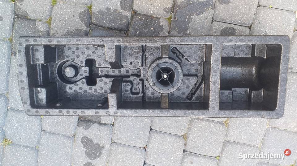 Opel astra J wkład bagażnika Gniezno sprzedam
