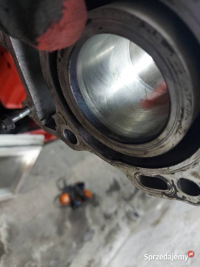 Suzuki Burgman 125 K7 cylinder tłok pierścienie Jelenia Góra