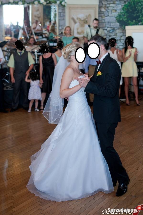 Wygodna i pięknie się prezentująca Suknia Ślubna Inny materiał Bielsko-Biała