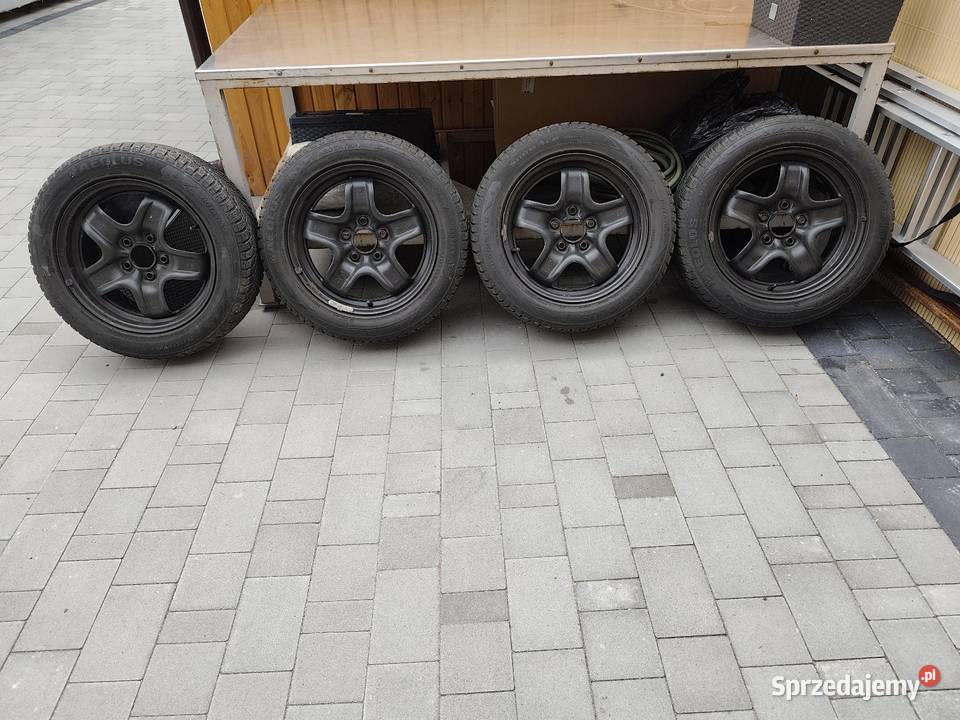 Opony zimowe z felgami stalowymi Megane 3 Pawłów sprzedam
