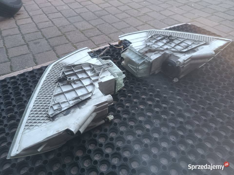 Skoda Octavia 2 II reflektory lampy przód Lampy przednie Częstochowa