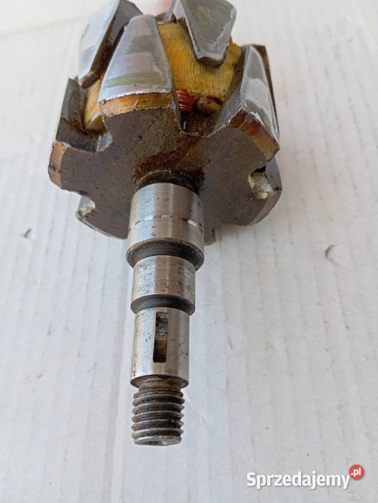 WIRNIK ALTERNATOR G424 DNIEPR URAL MW ORYGINALNY Niemodlin sprzedam