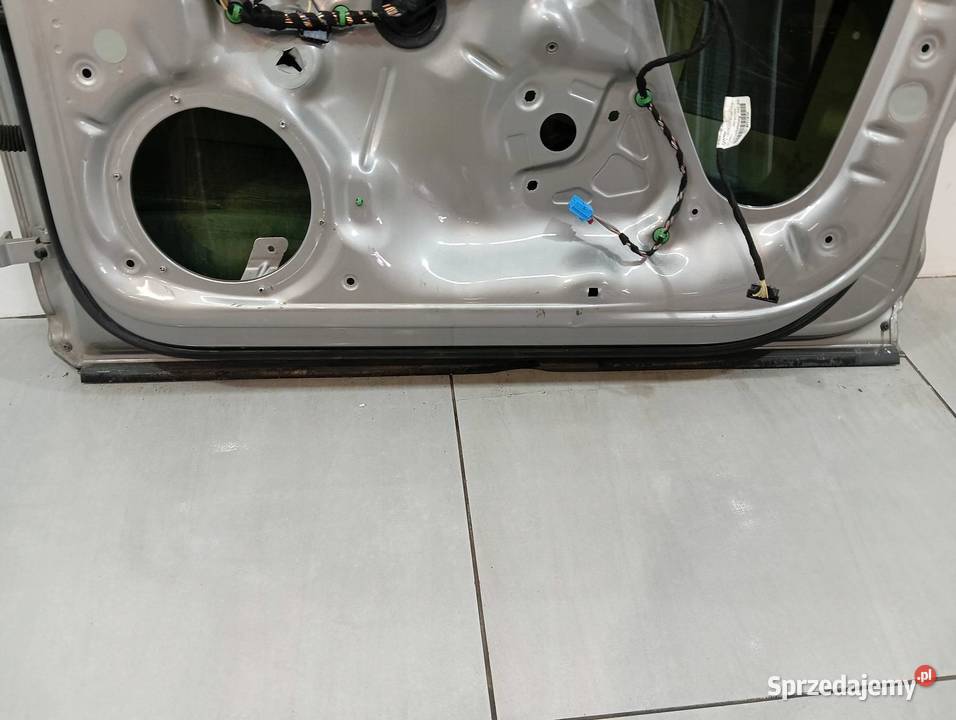 DRZWI PRAWE PRZÓD LB7W VW Volkswagen Passat VIII