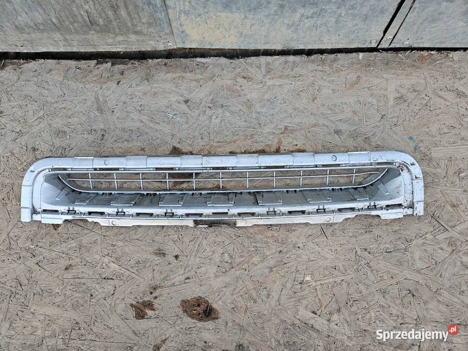 RENAULT FLUENCE GRILL ATRAPA ZDERZAKA PRZÓD Atrapy Międzychód