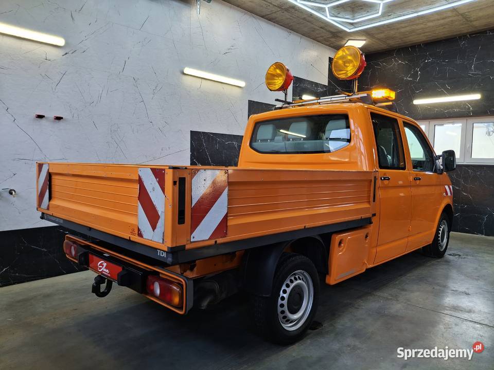 Volkswagen Transporter T5 Lift Doka Brygadówka 105KM Sierakowice