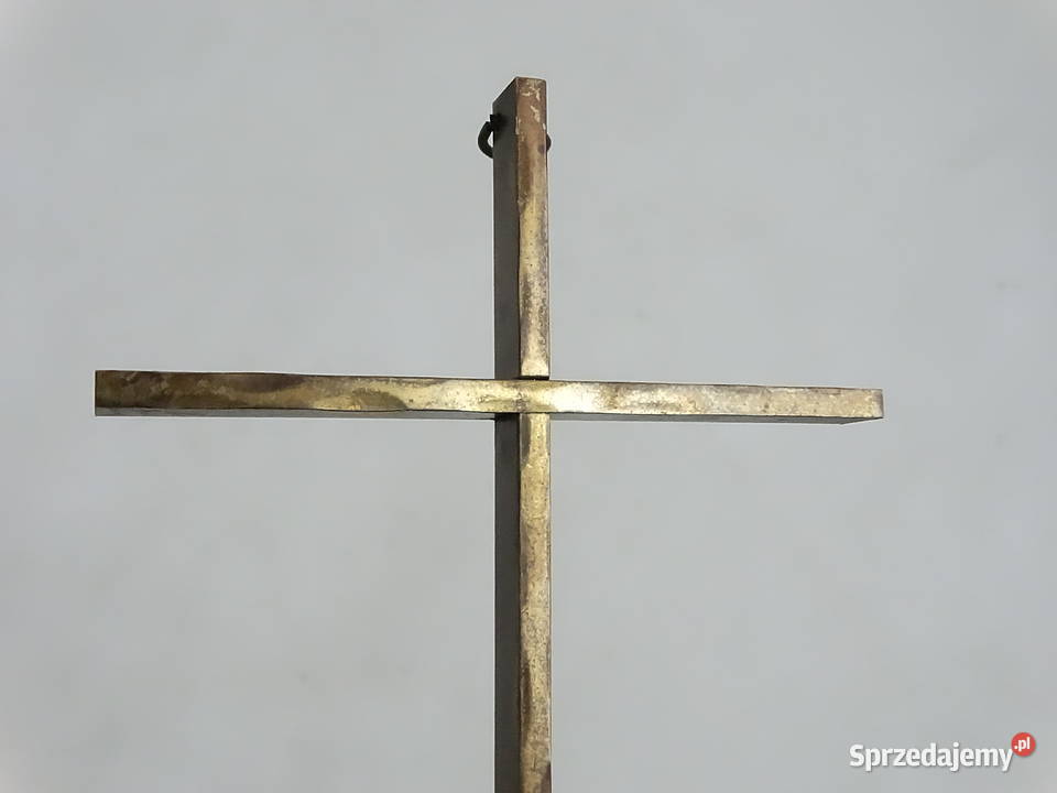 Mosiężny krzyż ścienny wiszący minimalistyczny Biłgoraj
