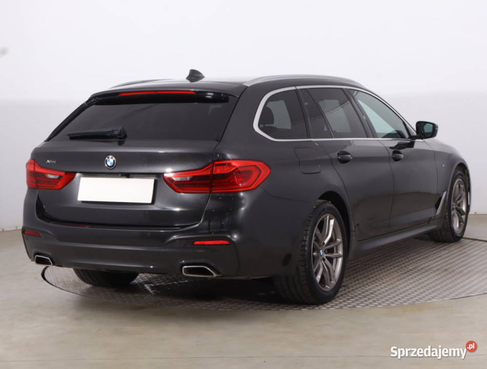 BMW 5 520d xDrive łopatki zmiany biegów Piaseczno