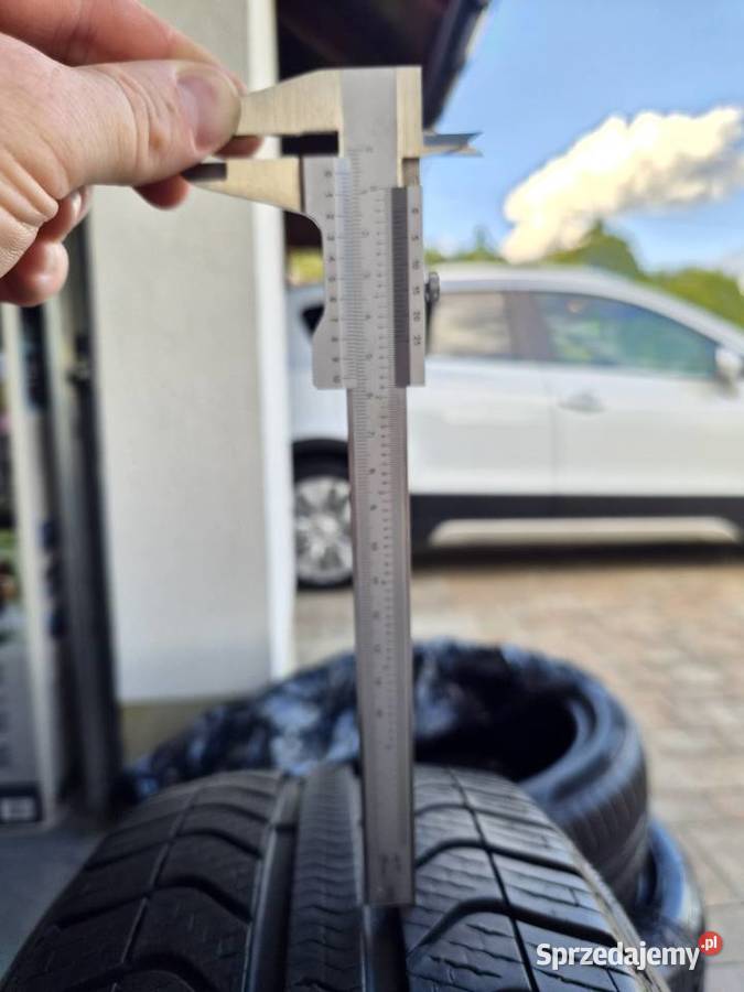 opony Pirelli całoroczne 20550R17 Krosno