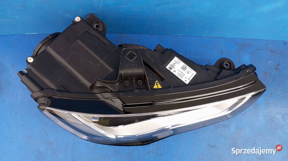 Reflektor Przód strona prawa Audi A3 S3 8V Nowy Tomyśl
