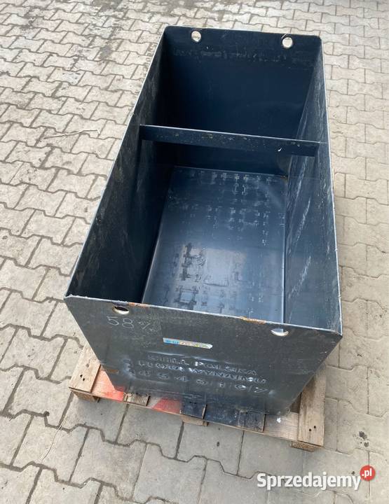 Sprzedam skrzynkę baterie 48v 625Ah do wozek
