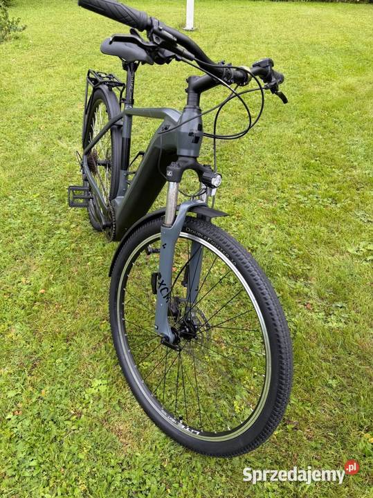 Rower elektryczny Cube Touring