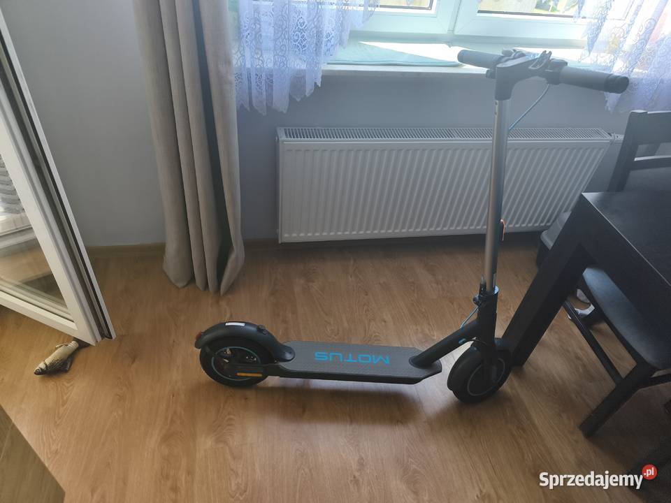 Hulajnoga elektryczna motus