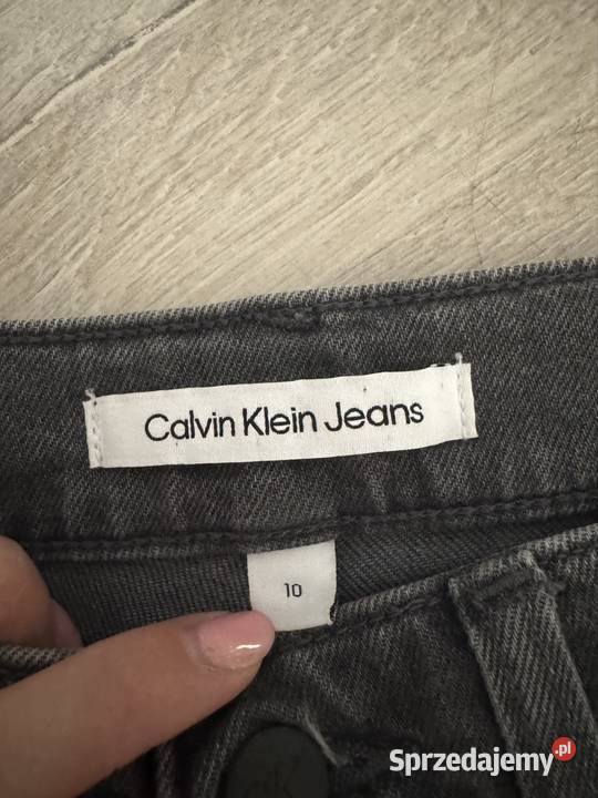 Jeansy Calvin Klein sprzedam