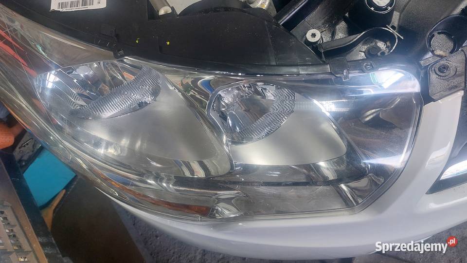 Lampa prawy przód oryginał Citroen C4 b7 2013 Kalisz