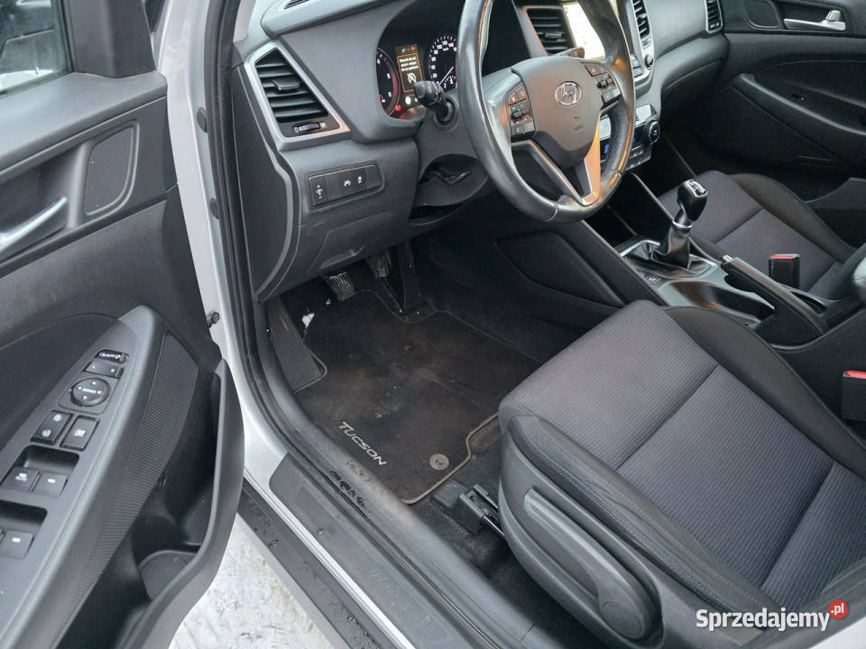 Hyundai Tucson manualbezwypadkowykamera