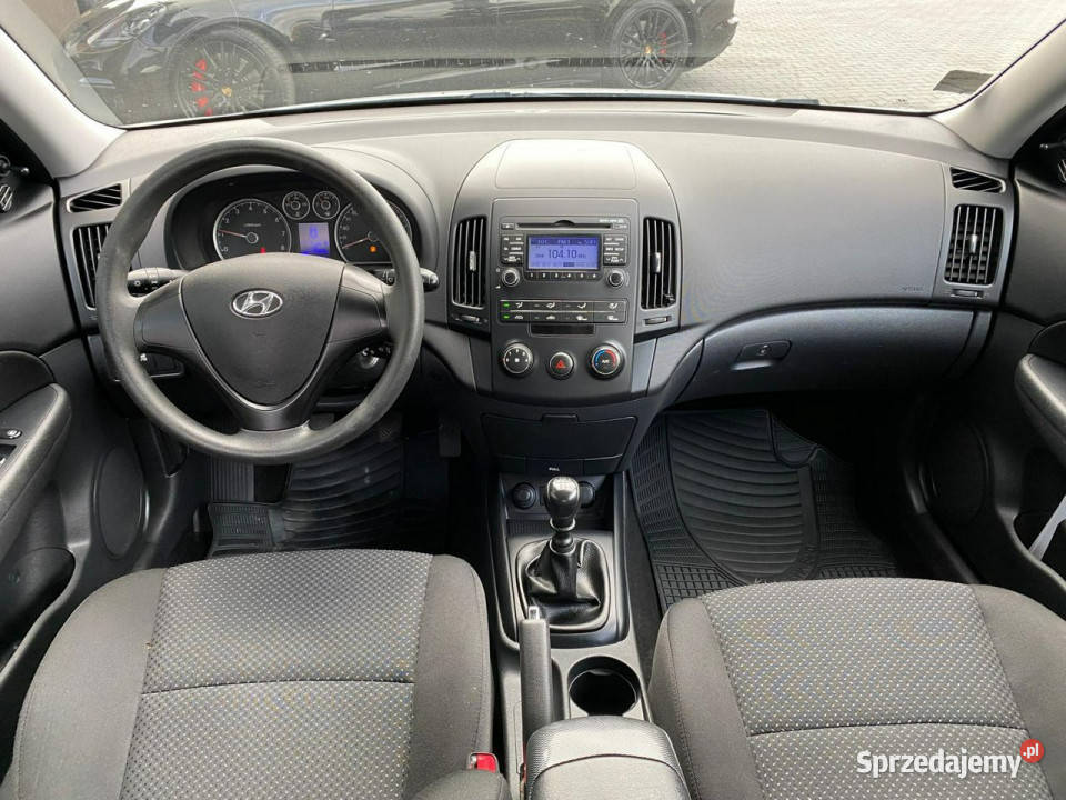 Hyundai i30 klimatyzacja el szyby centralny 1396cm3 śląskie sprzedam