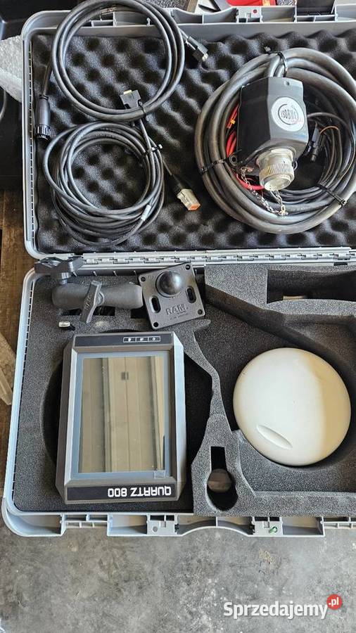 TERMINAL QUARTZ 800 antena gps trimble ISO BUS Case Goszczanów