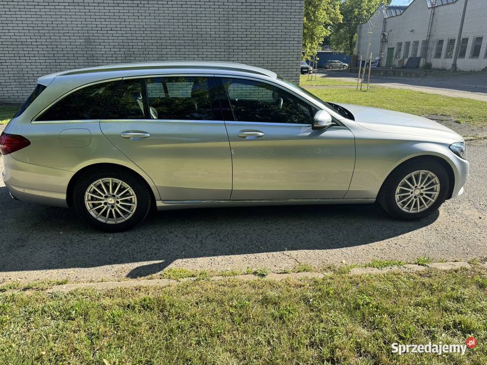 MercedesBenz C 180d Avantgarde Kombi LED CarPlay bluetooth Pruszków