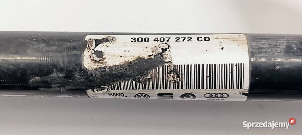 PÓŁOŚ PRAWA PRZÓD SKODA KAROQ 3Q0407272CD osobowe Lipno