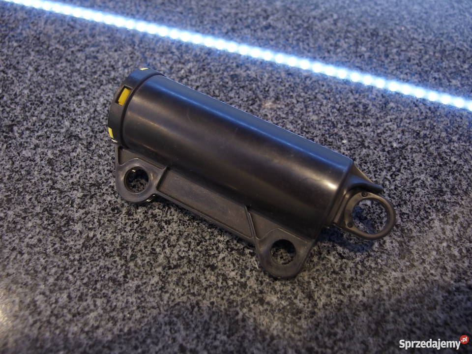 Laguna III Scenic III Megane siłownik schowek Wyposażenie wnętrza Wągrowiec