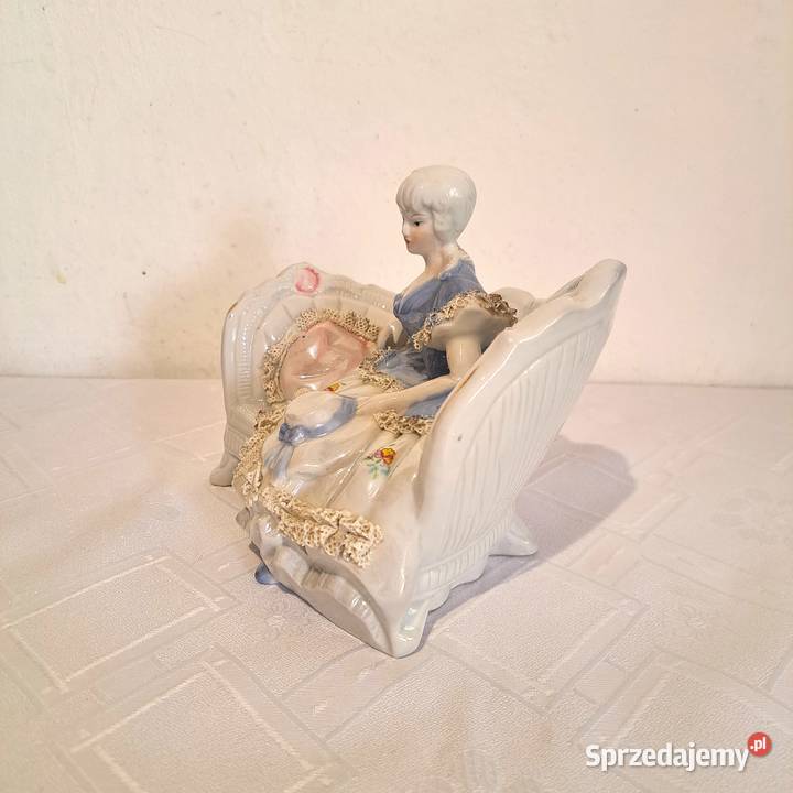 porcelanowa figurka dama z epoki wiktoriańskiej Warszawa sprzedam