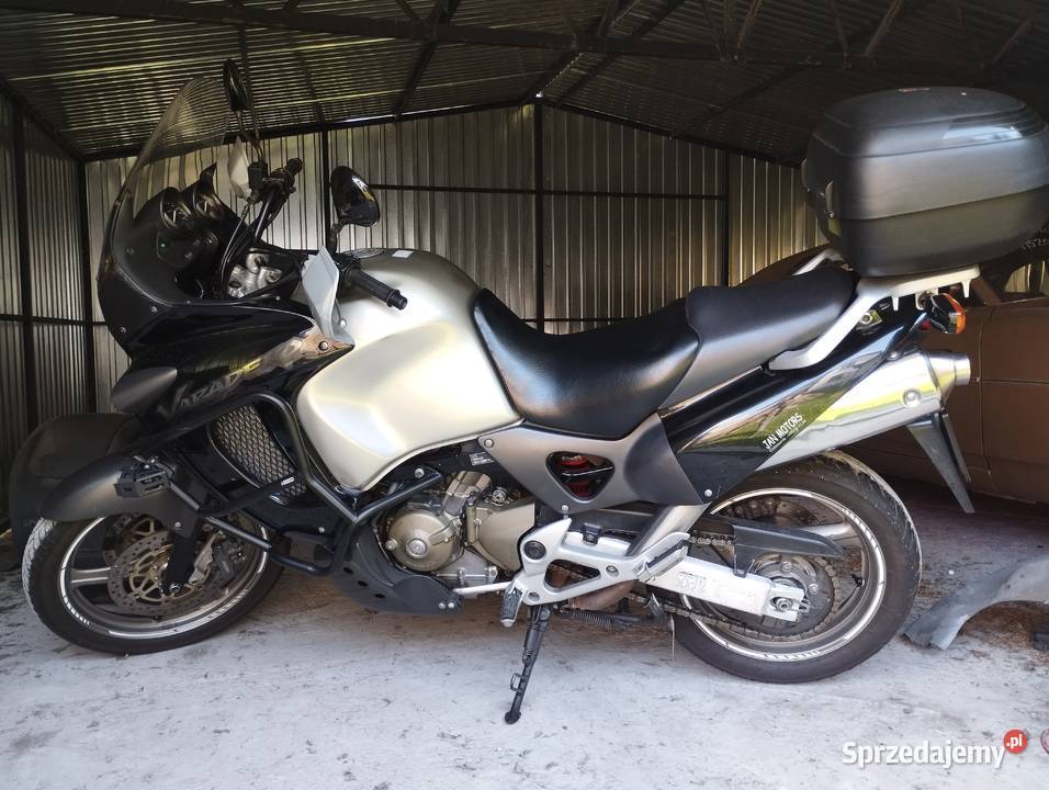Honda Varadero 1000 XL ładna Rok produkcji 2000