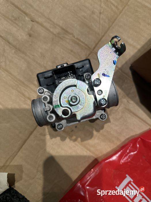 Lambretta Przepustnica Paliwa V200 Nowa Oryginał Poznań