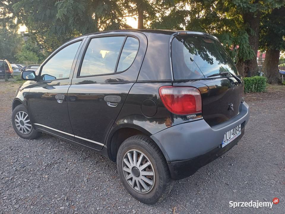 Toyota Yaris 10 VVTi 68 2001r 5 drzwiowy poduszka powietrzna Lubin sprzedam