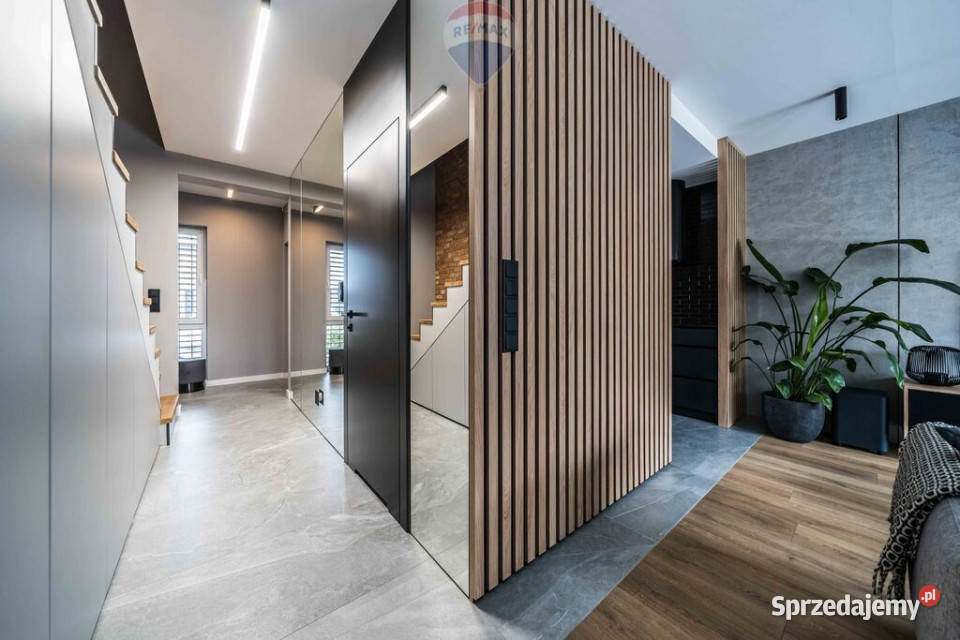 Nowoczesny energooszczędny umeblowany dom Luboń